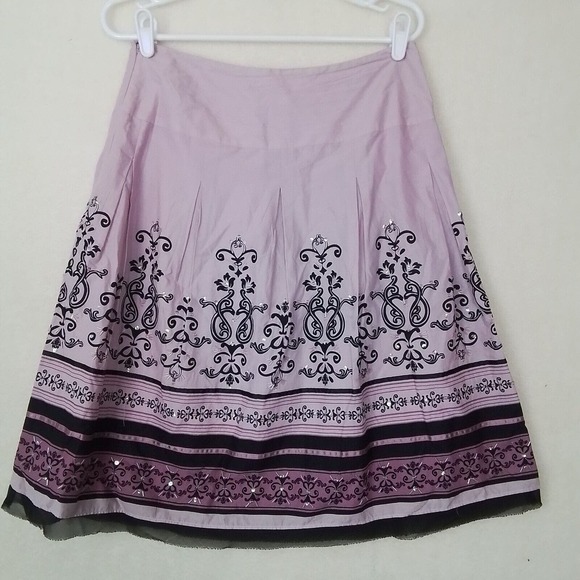 Apt 9‎ Knee Length Cotton Pleated Skirt Size 6 in Purple w/ Fleur de Lis Print - Picture 2 of 10